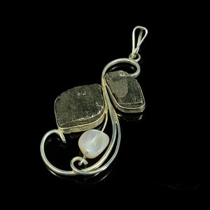 Кулон пирит в посеребрении 25*48мм Кулон пирит в посеребрении 25*48мм