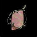 Кулон с родонитом 30*45 мм