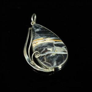 Кулон из яшмы, 36*52мм Кулон из яшмы, 36*52мм