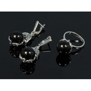 Кольцо и серьги с агатом черным