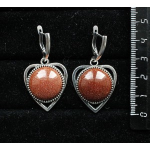 Серьги из авантюрина красного (синт.) "сердечко", круг 18мм, швензы посеребрение
