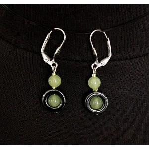 Серьги из оникса, шарик 6мм + шарик в круглой рамке из гематита