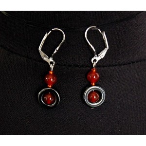 Серьги из сердолика, шарик 6мм + шарик в круглой рамке из гематита
