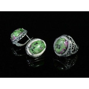 Кольцо и серьги с цоизитом