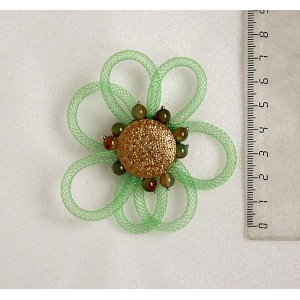 Брошь из агата оранжево-зеленого и ткани "цветок" с ювелирной сеткой