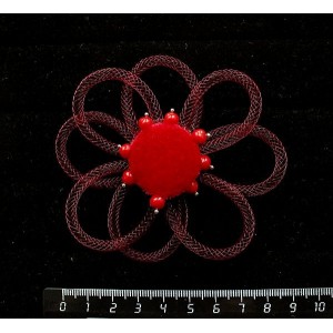 Брошь из коралла и бархата "цветок" с ювелирной сеткой