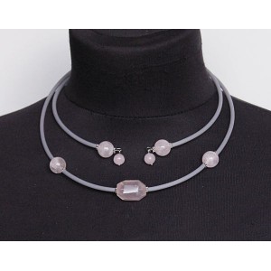 Колье из кварца розового на струнке, бусина крупная огранка, шарик 10мм, 8мм