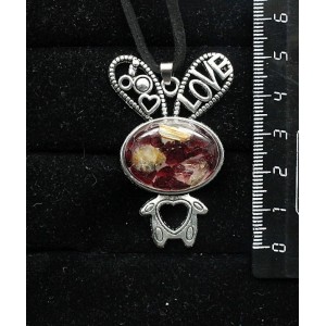 Кулон из волосатика и граната (кабошон-мозаика), "зайчик", овал 25х18мм