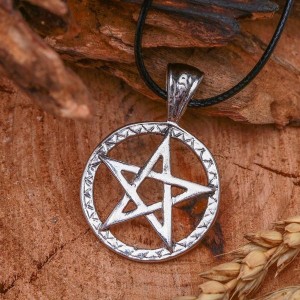 Кулон "Белая пентаграмма", цвет чернёное серебро, 45 см (Текстиль, бижутерный сплав)