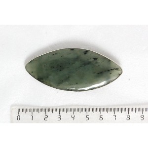 Брошь из нефрита "лист" 70х30мм, оправа мельхиор