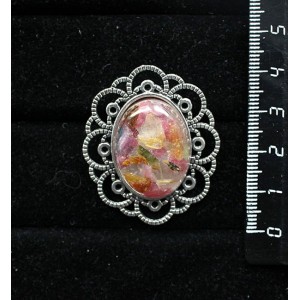 Брошь из турмалина и волосатика (кабашон-мозаика), овал 25х18мм, "ромашка"