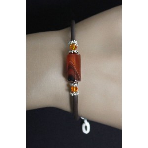 Браслет из сердолика, цилиндр 16х8мм, на струнке