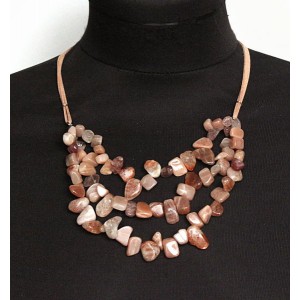 Колье из солнечного камня, 3 нити "облепиха", на шнуре