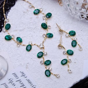 Комплект: серьги, колье "Изумление" цветение, цвет зелёно-белый, цвет золотистый, 42 см (стразы, бижутерный сплав) Комплект: серьги, колье "Изумление" цветение, цвет зелёно-белый, цвет золотистый, 42 см (стразы, бижутерный сплав)