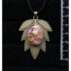 Кулон из турмалина и волосатика (кабашон-мозаика) , овал 25х18мм, "лист"