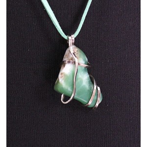 Кулон из хризопраза (крупная галтовка) в мельхиоре 37мм