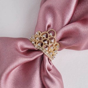 Кольцо для платка "Корона", цвет белый, цвет золотистый (стразы)