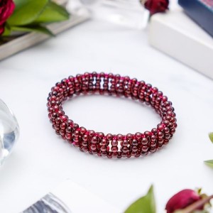 Браслет гранат тесьма