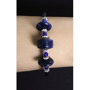 Браслет из лазурита, шайбочка и монетки, на струнке