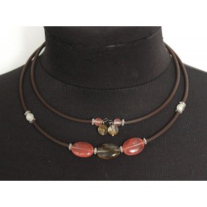 Колье из халцедона на струнке, овалы 18х13мм, шарики 8мм и 6мм