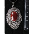 Кулон из сердолика, овал 25х18мм, филигрань