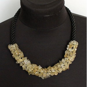 Колье из цитрина плетеное на шнуре 9мм