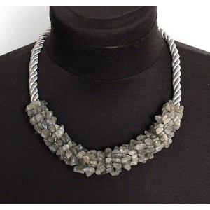 Колье из лабрадорита плетеное на шнуре 9мм