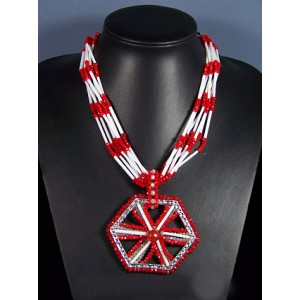 Бусы из чешского стекла "Стиль" 7нитей шестиугольник 70*70мм цв.красный,белый, 47см Бусы из чешского стекла "Стиль" 7нитей шестиугольник 70*70мм цв.красный,белый, 47см