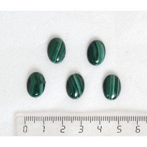 Малахит, кабошон овал 14х10мм