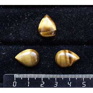 Тигровый глаз кабошон капля 18х13мм