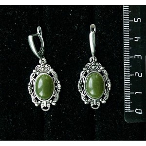 Серьги из нефрита, основа "принцесса", овал 14х10мм, швензы посеребрение