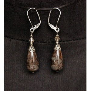 Серьги из яшмы пестрой, капелька 20х10мм с шапочкой+бусина хрусталь