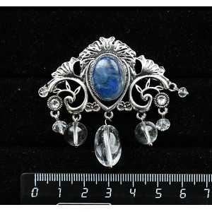 Брошь из кианита (кабошон-мозаика) "трюмо", овал 18х13мм, со стразами и подвесками из горного хрусталя