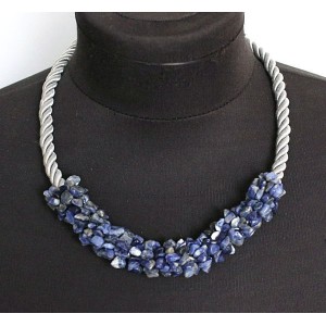 Колье из содалита плетеное на шнуре 9мм