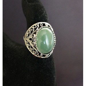 Кольцо из авантюрина зеленого, филигрань, ручная работа, камень овал 18х13мм
