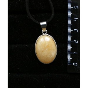 Кулон из авантюрина желтого, простой овал 25х18мм