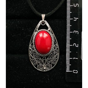 Кулон из коралла красного (иск.), филигрань, ручная работа, камень овал 18х13мм