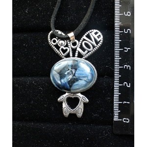 Кулон из кианита (кабошон-мозаика), "зайчик", овал 25х18мм