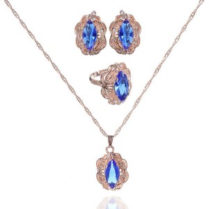 Гарнитур 3 предмета: серьги, кулон, кольцо безразмерное "Эдель" ажурный овал, цвет синий, 45см (акрил,)