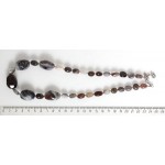 Колье из агата серого (ботсванский), 5 камней крупная огранка и овалы 8-10мм