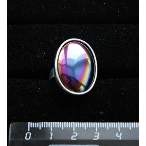 Кольцо с гематитом с радужным покрытием, овал 25х18мм, безразмерное (литая основа)