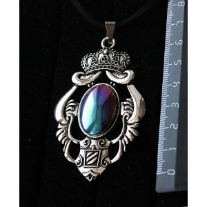Кулон из гематита с радужным покрытием, овал 25х18мм, основа "императрица"