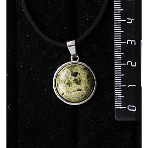 Кулон из змеевика, круг 18мм