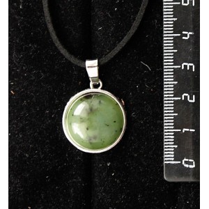 Кулон из нефрита, круг 18мм