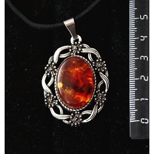 Кулон из янтаря темный, (кабошон-мозаика), овал 25х18мм, оправа "торжество"