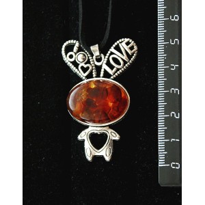 Кулон из янтаря темный, (кабошон-мозаика), "зайчик", овал 25х18мм