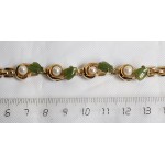 Браслет из жемчуга белого и нефрита "1 жемчужина в ободке"