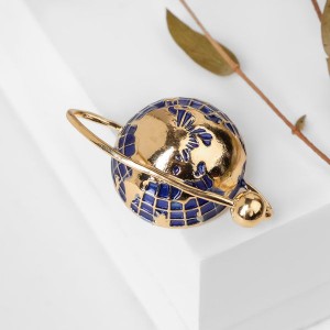 Брошь "Планета Земля", цвет синий, цвет золотистый