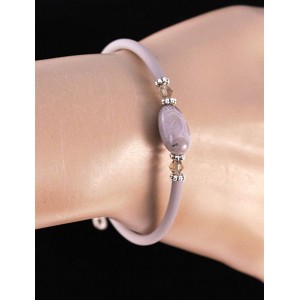 Браслет из агата серо-коричневого (ботсванский) на струнке, галтовка 9-12мм