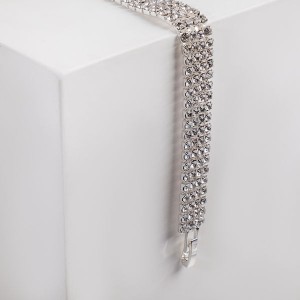 Браслеты со стразами "Сияй" четыре ряда, цвет белый, цвет серебристый Браслеты со стразами "Сияй" четыре ряда, цвет белый, цвет серебристый